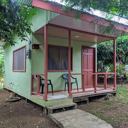 Cabinas De Ana Drakes Bay Екстериор снимка